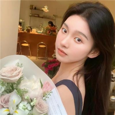 绿茵之外封面