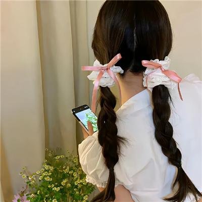 纤足缘封面